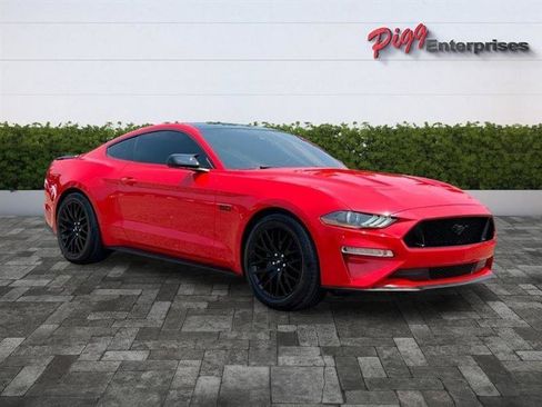 Used 2021 Ford Mustang GT w/ Black Accent Package RWD image 9
