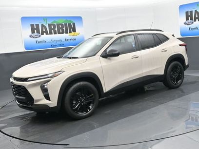 New 2026 Chevrolet Trax ACTIV w/ Sunroof Package