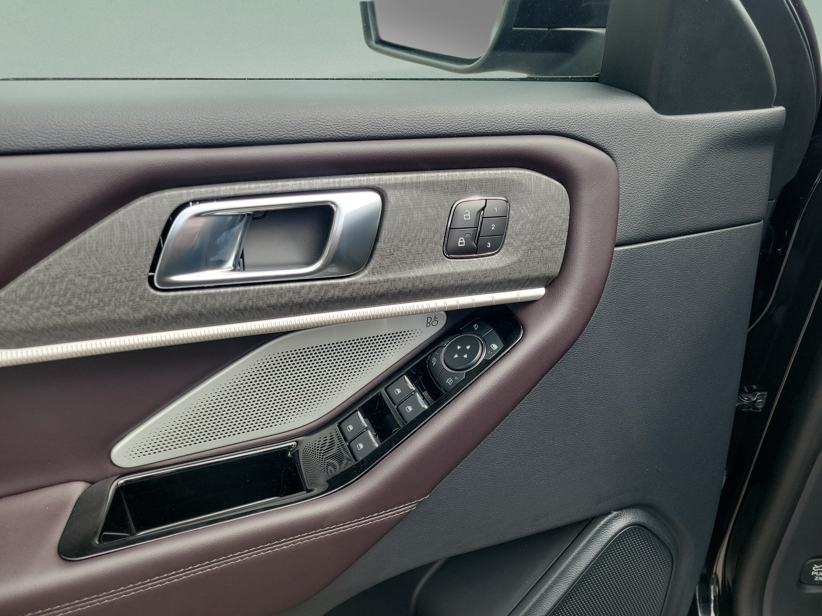 New 2026 Ford Explorer Platinum RWD image 15