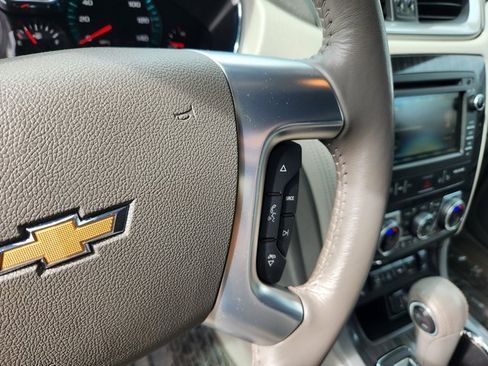 Used 2017 Chevrolet Traverse Premier image 22