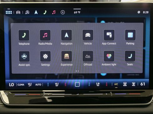 New 2026 Volkswagen Tiguan SEL R-Line AWD/4WD image 20
