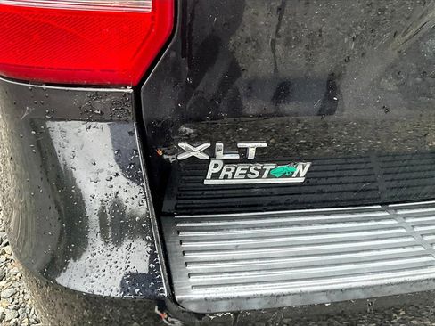 Used 2019 Ford Expedition XLT w/ Equipment Group 202A image 7