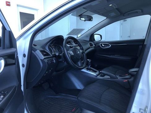 Used 2019 Nissan Sentra SV image 10