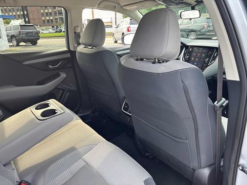 Used 2023 Subaru Outback Premium AWD/4WD image 27