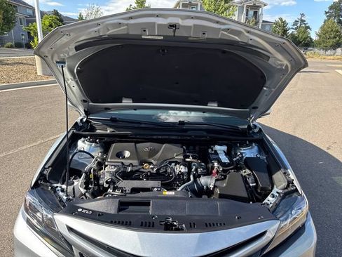 Used 2024 Toyota Camry SE FWD image 30