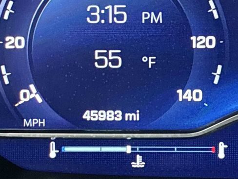 Certified 2022 Chevrolet Suburban RST w/ Luxury Package image 12