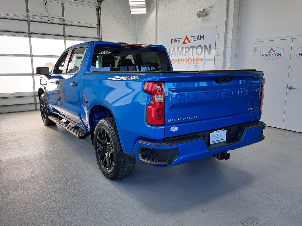 Used 2022 Chevrolet Silverado 1500 Custom AWD/4WD image 7