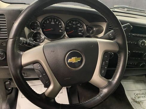 Used 2011 Chevrolet Silverado 2500 LT w/ Interior Plus Package image 13