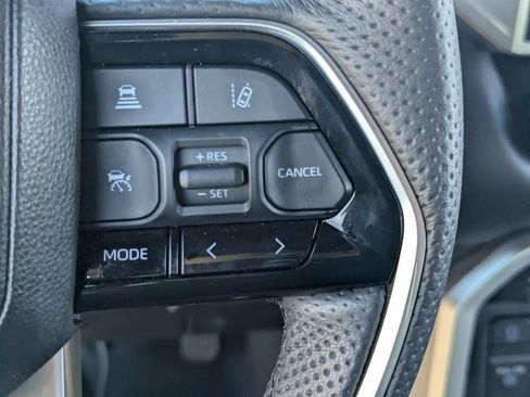 Used 2025 Toyota Tundra Platinum image 27