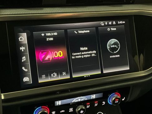 Used 2025 Audi Q3 2.0T Premium w/ Convenience Package image 3