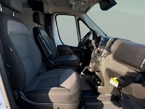 New 2025 RAM ProMaster 1500 w/ Convenience Group FWD image 16