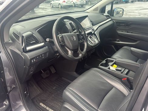 Certified 2024 Honda Odyssey Touring image 17