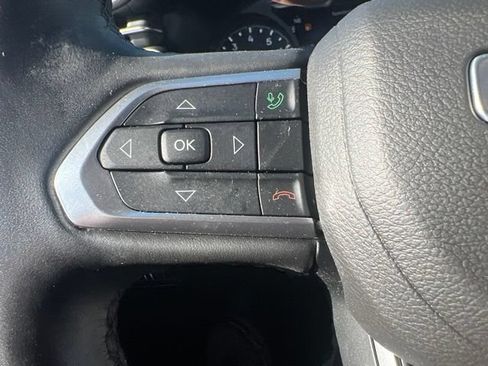 Used 2022 Jeep Compass Latitude AWD/4WD image 19
