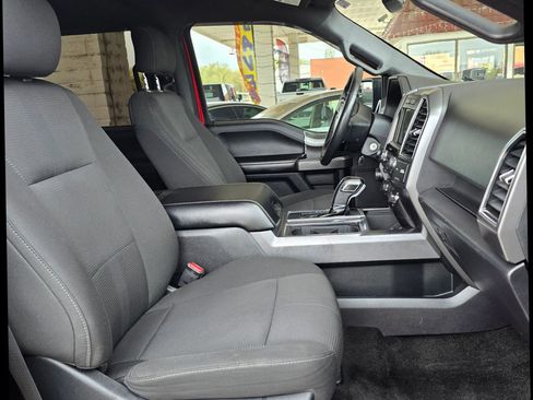 Used 2017 Ford F150 XLT w/ Equipment Group 302A Luxury image 9