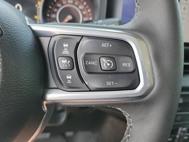 Used 2026 Jeep Wrangler Unlimited Sahara AWD/4WD image 22