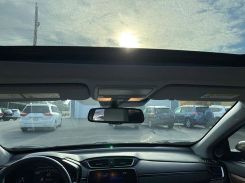 Used 2017 Honda CR-V Touring image 7