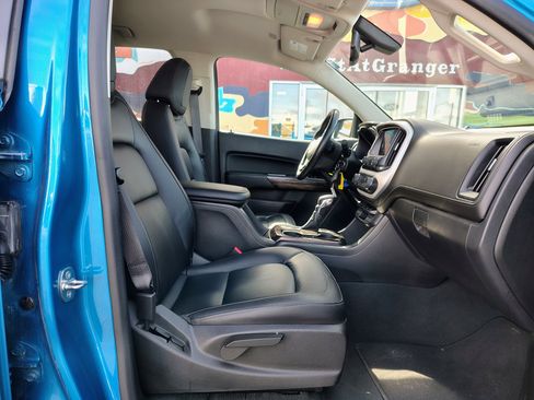 Used 2022 GMC Canyon Elevation w/ Elevation Premium Package AWD/4WD image 14