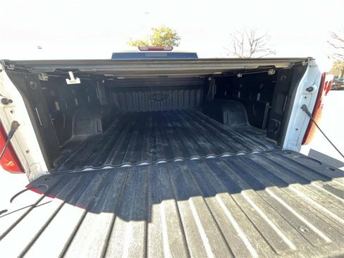 Used 2022 Chevrolet Silverado 1500 RST w/ Rally Edition image 13