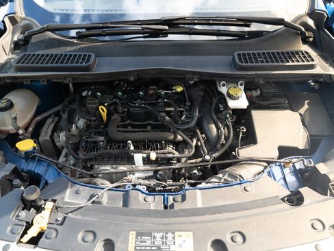 Used 2019 Ford Escape SE AWD/4WD image 37