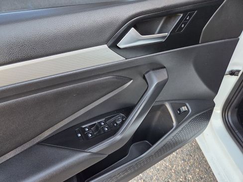 Used 2019 Volkswagen Jetta S w/ Driver Assistance Package image 26