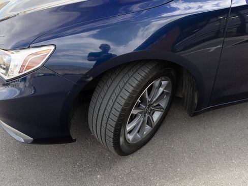Used 2018 Acura TLX FWD image 3