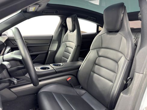 Used 2022 Porsche Taycan 4S image 42