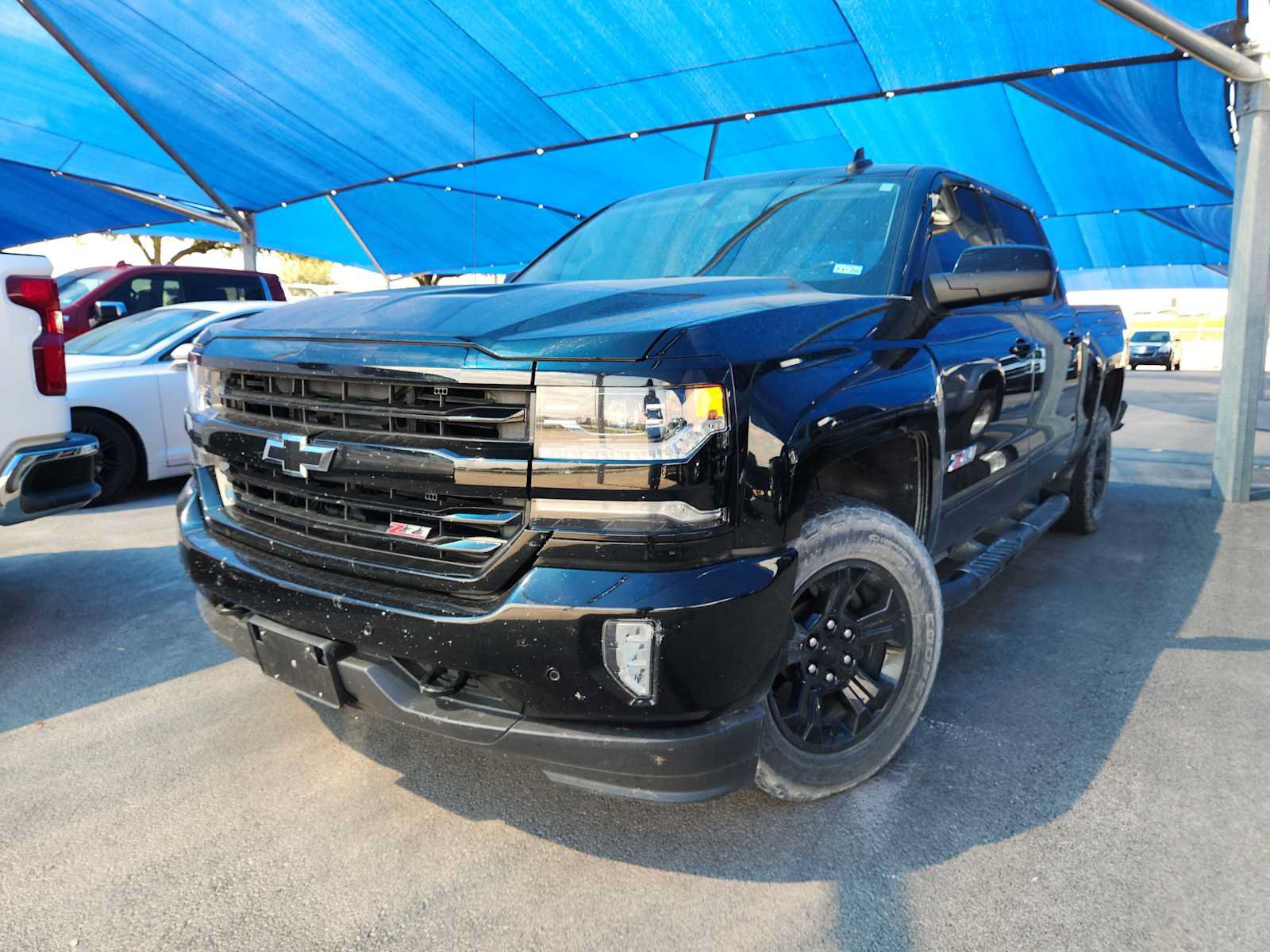 Used 2017 Chevrolet Silverado 1500 LTZ Z71 w/ Midnight Edition AWD/4WD image 2