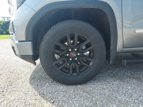 Used 2025 GMC Sierra 1500 Elevation AWD/4WD image 10