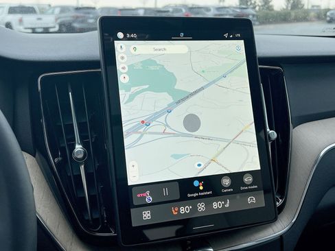 New 2026 Volvo XC60 B5 Plus w/ Protection Package Premier image 20