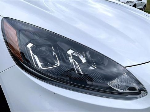 Used 2022 Ford Escape SE w/ Convenience Package image 28