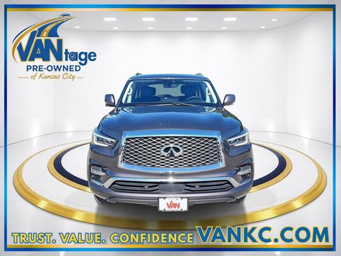 Used 2024 INFINITI QX80 Luxe AWD/4WD image 2