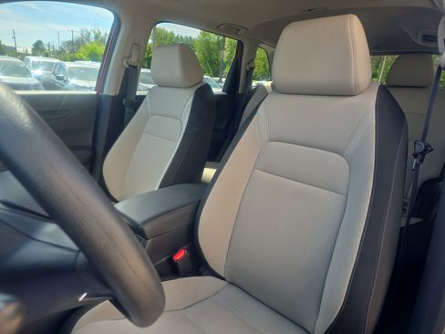 Used 2024 Honda CR-V EX image 11
