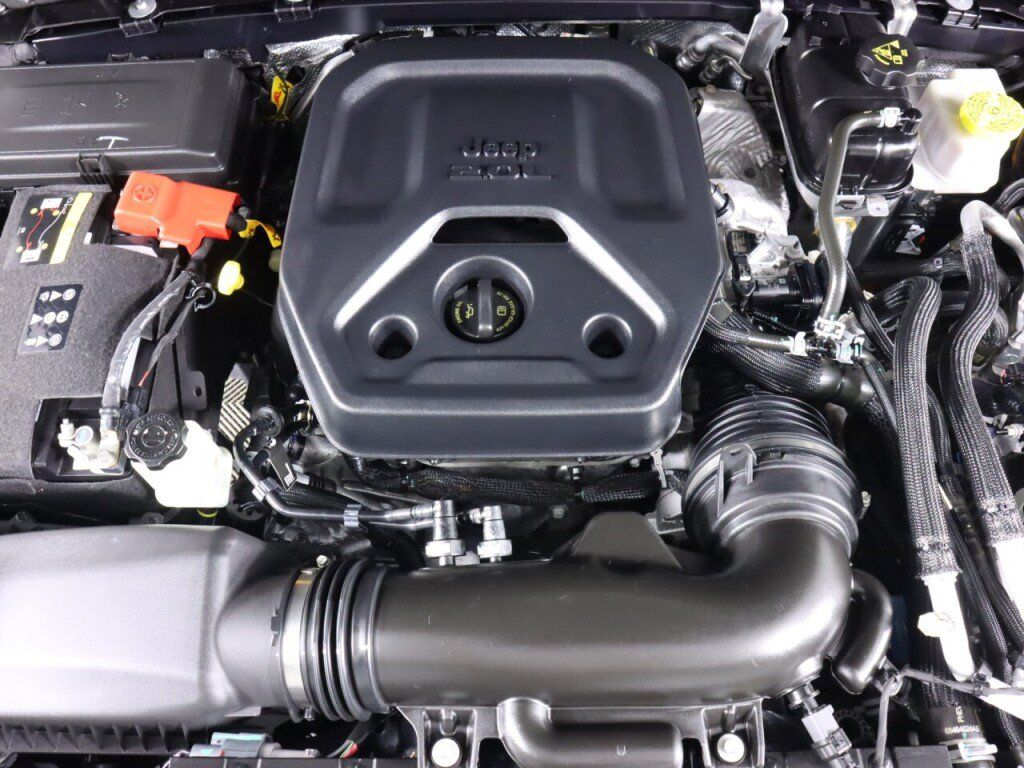 Used 2024 Jeep Wrangler Unlimited w/ Convenience Group AWD/4WD image 47