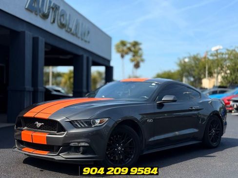 Used 2017 Ford Mustang GT RWD image 1