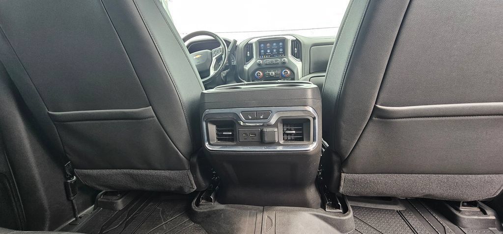 Used 2021 Chevrolet Silverado 3500 LTZ w/ LTZ Convenience Package AWD/4WD image 18