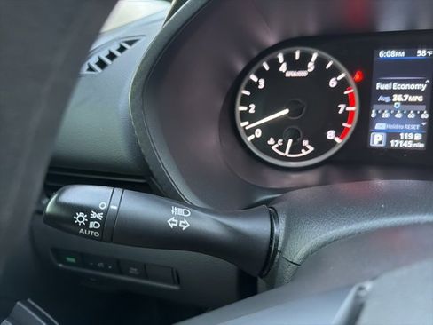 Used 2024 Nissan Sentra S image 20