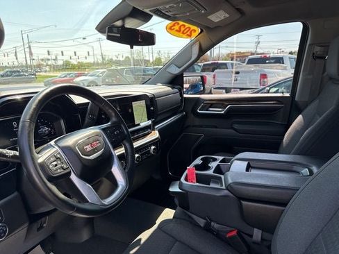 Used 2023 GMC Sierra 1500 Elevation AWD/4WD image 10