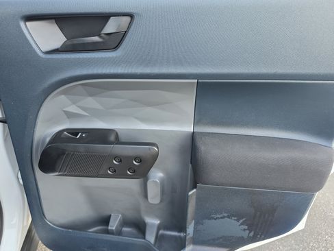 Used 2022 Ford Maverick XL FWD image 16