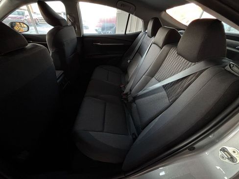 Used 2025 Toyota Camry LE image 28