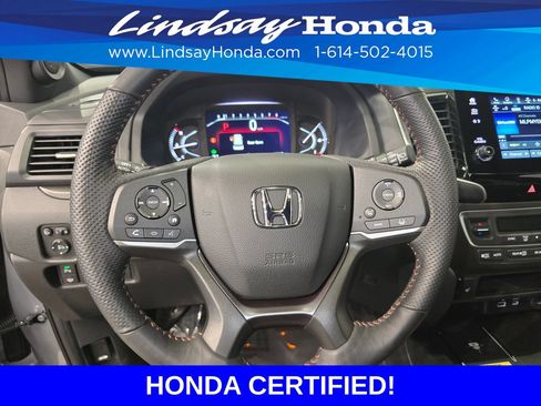 Certified 2025 Honda Passport TrailSport image 16