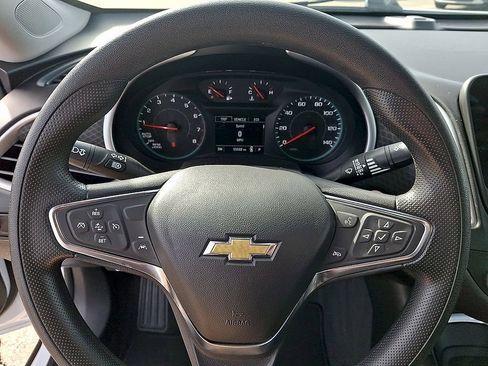 Used 2024 Chevrolet Malibu LT FWD image 18