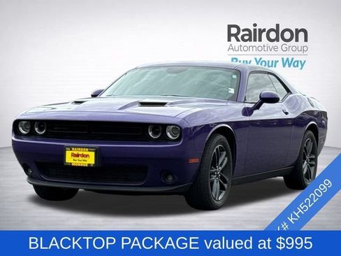 Used 2019 Dodge Challenger SXT w/ Blacktop Package AWD/4WD image 2