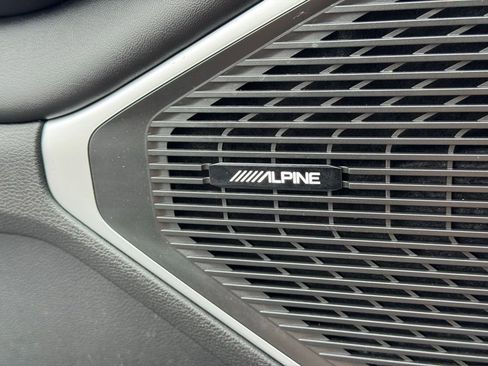 Used 2023 Jeep Wagoneer Series II image 29