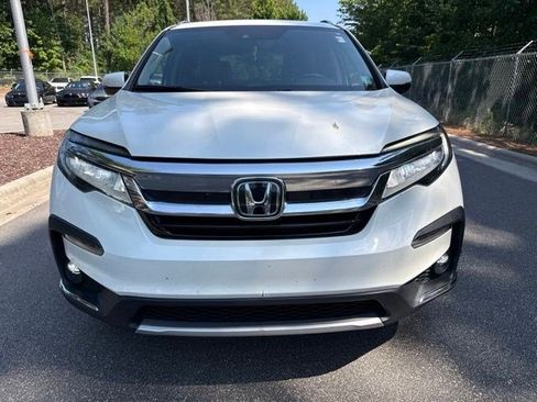 Used 2019 Honda Pilot Touring image 2