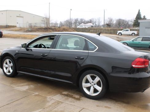 Used 2015 Volkswagen Passat 1.8T Limited Edition image 6