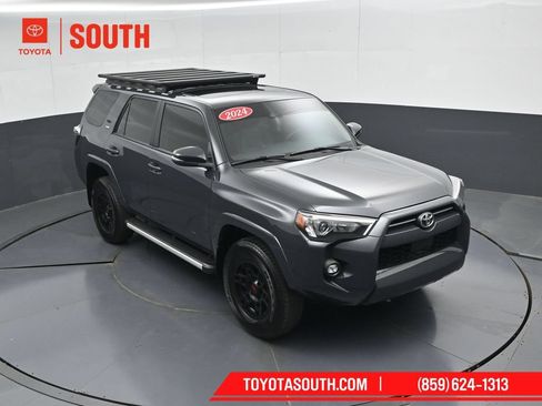 Used 2024 Toyota 4Runner SR5 Premium w/ Moonroof Package AWD/4WD image 50