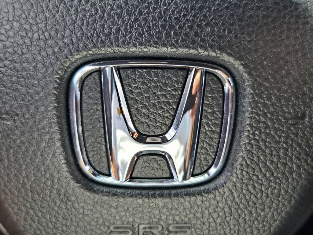 Used 2025 Honda Accord Sport image 30