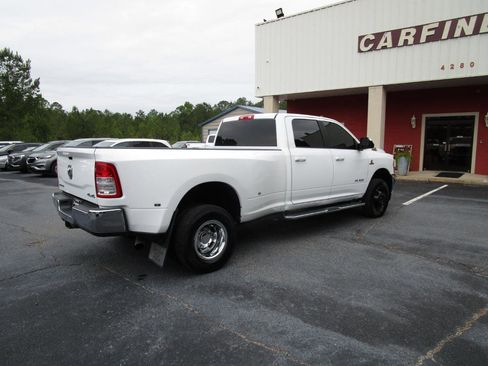 Used 2022 RAM 3500 Big Horn AWD/4WD image 4