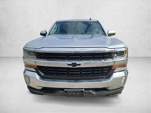Used 2017 Chevrolet Silverado 1500 LT w/ Texas Edition RWD image 2