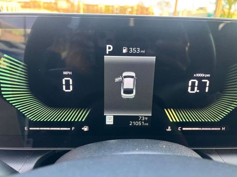 Used 2025 Kia K4 LXS image 41